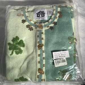 Storybook knit Dangling Luck